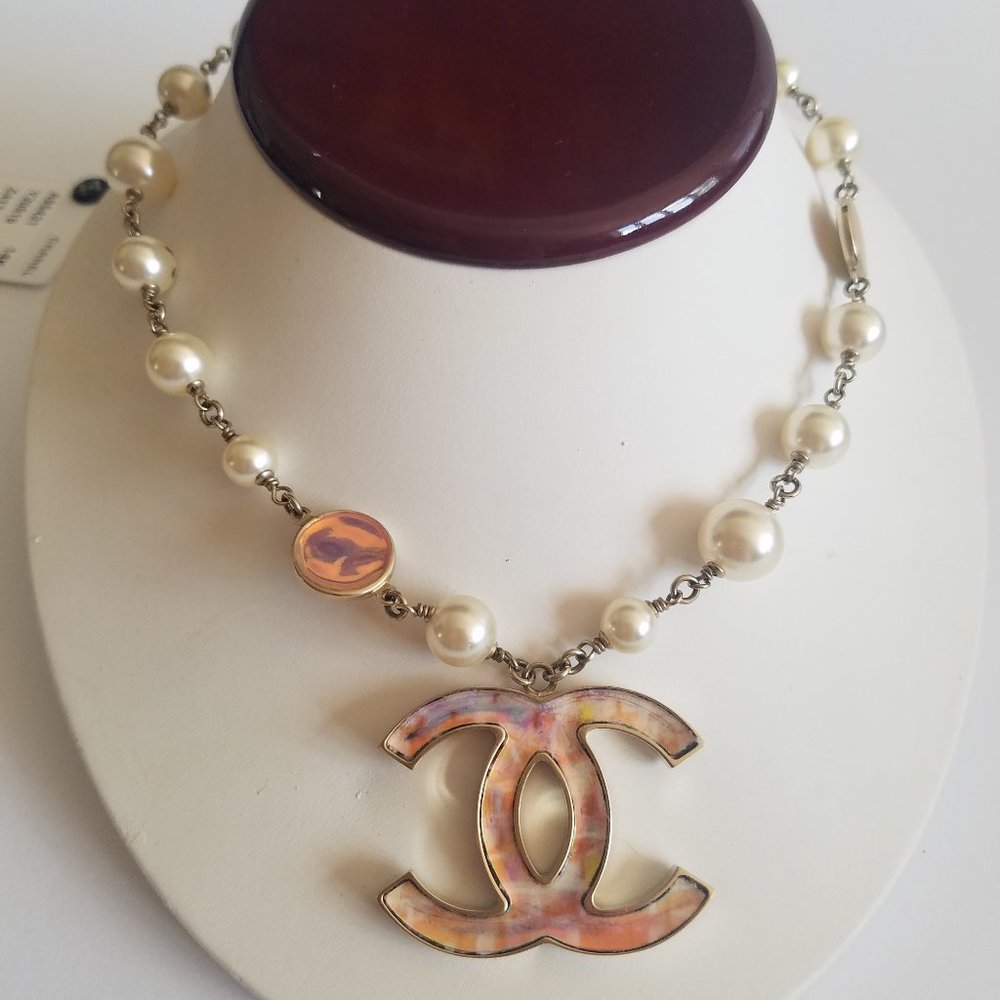 NWT Chanel 14 K Gold Plated Necklace with Pearls